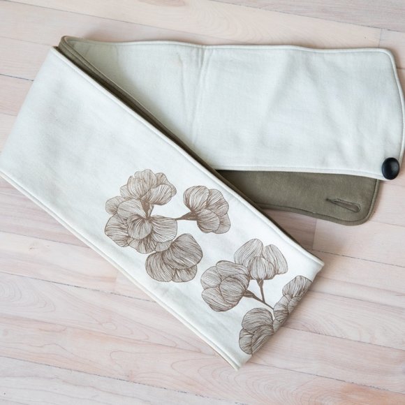 Floral Beige Scarf with Button Detail - Picture 3 of 3